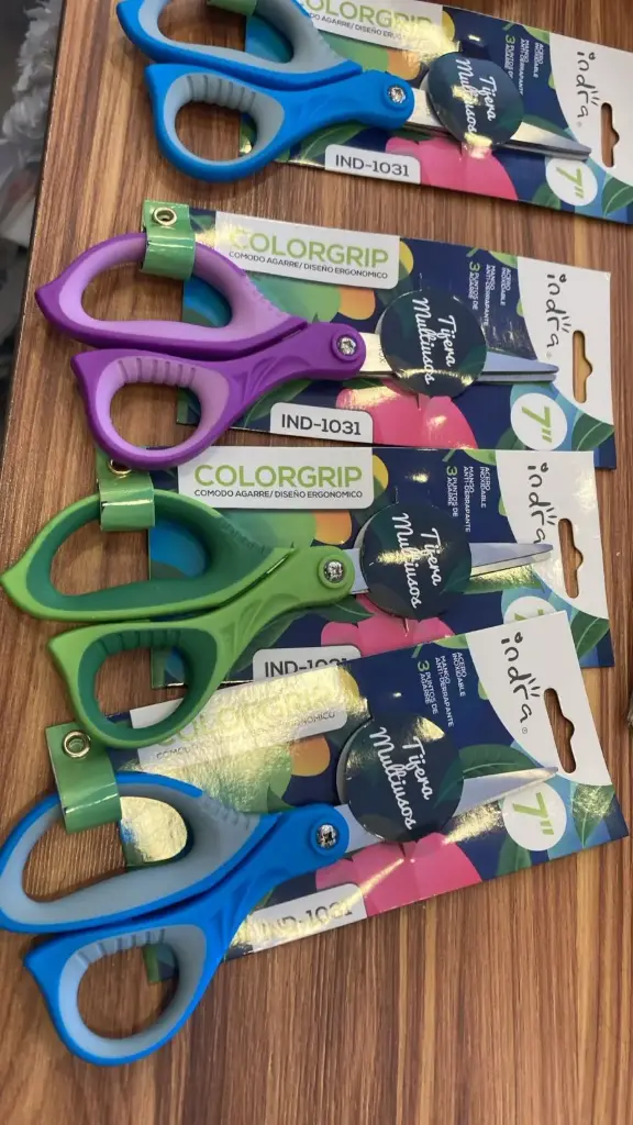Tijeras colorgrip 7" indra ind-1031