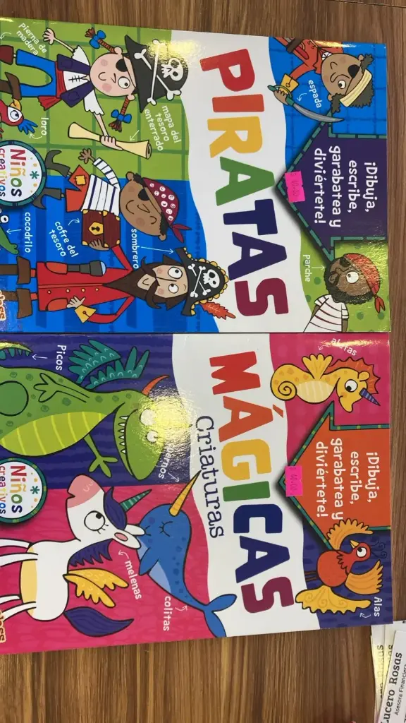 Libro dibuja, escribe, garabatea y diviértete piratas, criaturas mágicas