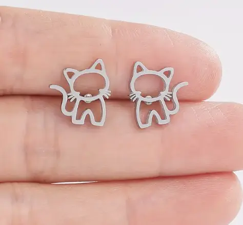 [96136919670] Aretes de gato plateados