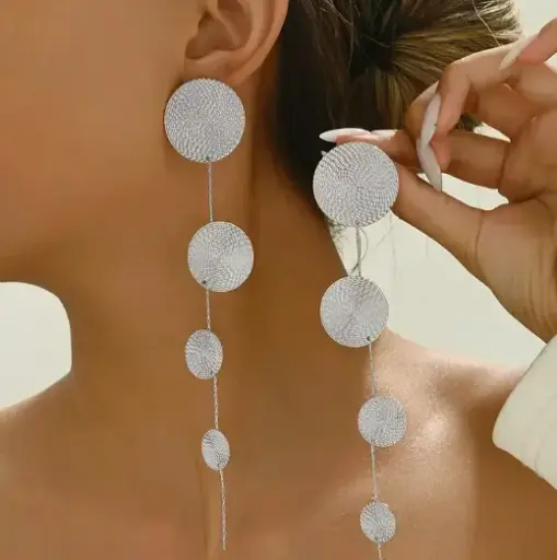 [21281124755] Aretes largos circulares plateados